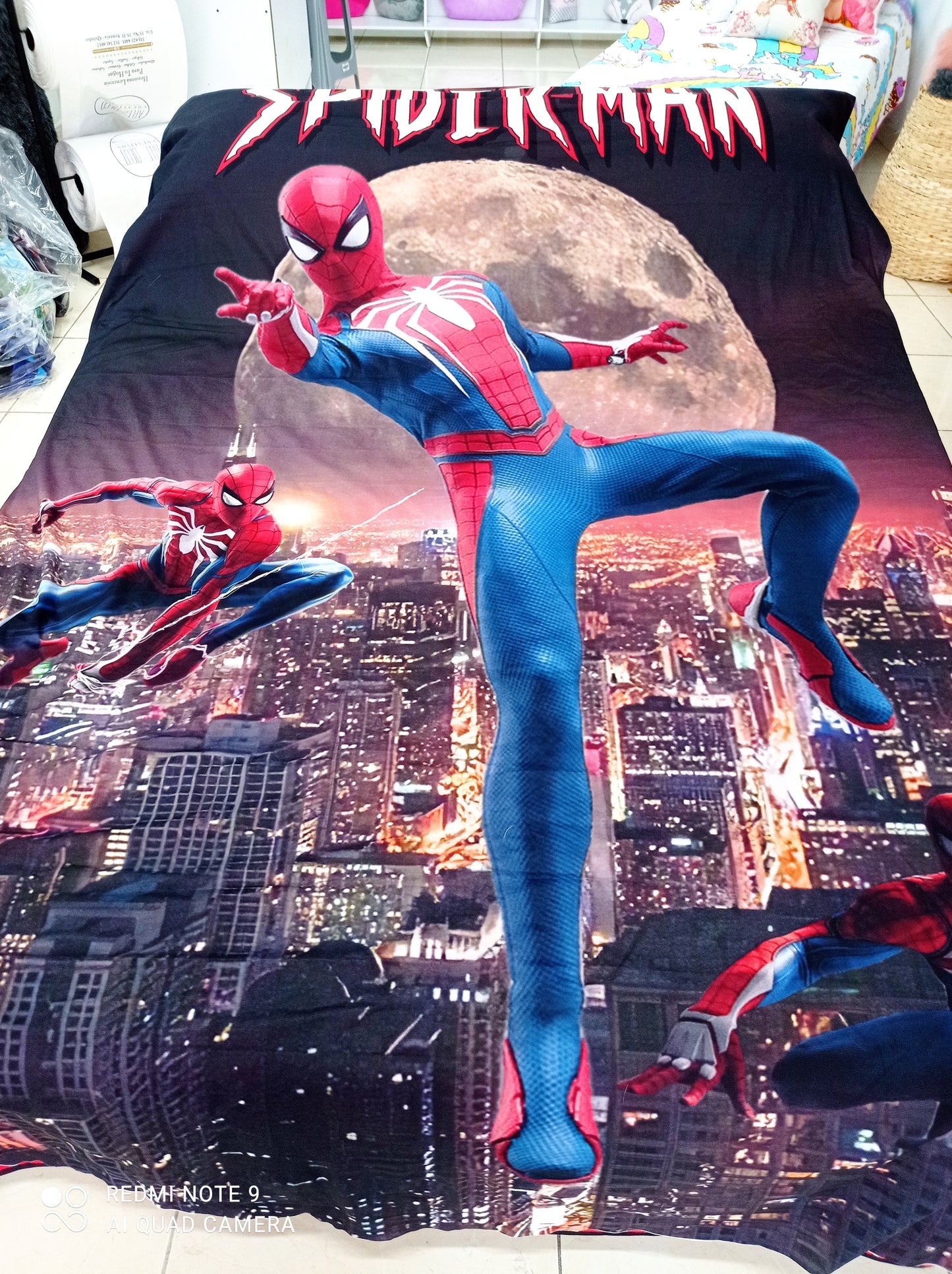 EDREDON SPIDERMAN NEGRO