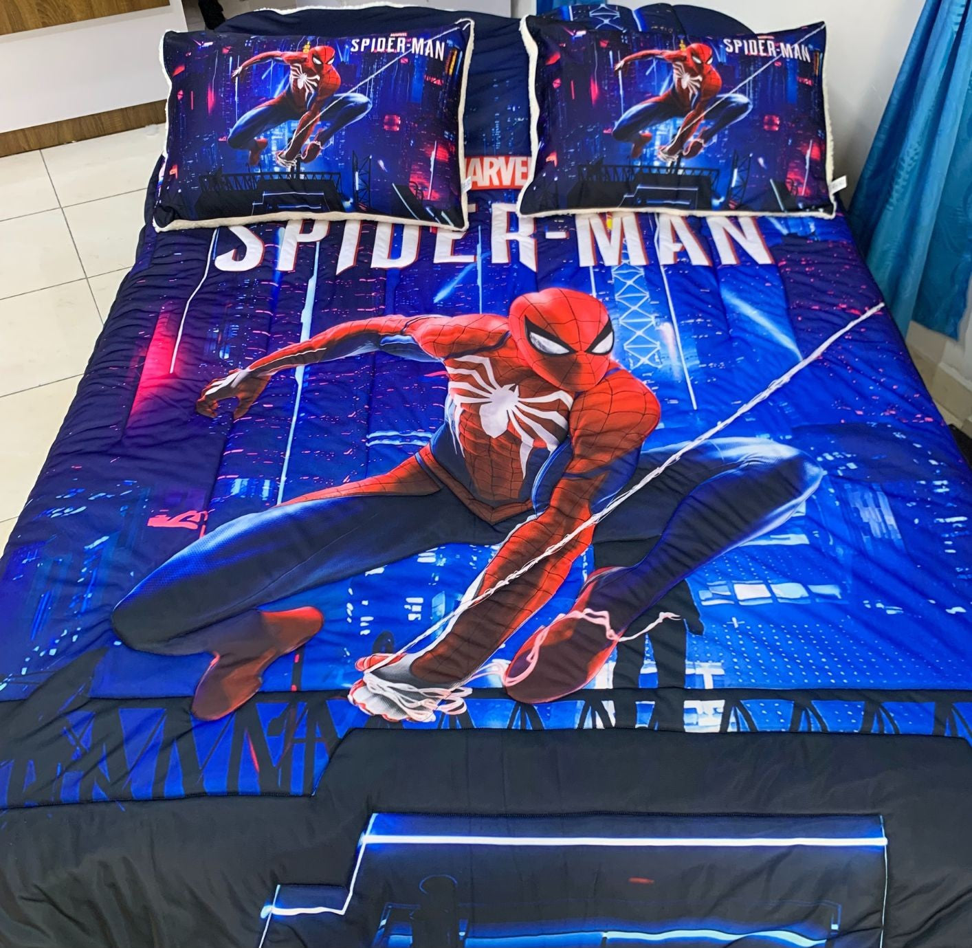 EDREDON SPIDERMAN AZUL
